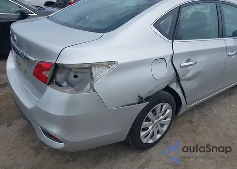 2016 Nissan Sentra Fe+ S/S/Sl/Sr/Sv z USA, uszkodzony, nr VIN 3N1AB7AP7GY274768